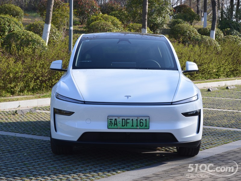 2025款 特斯拉Model Y换新版 外观