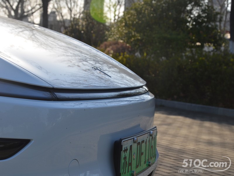 2025款 特斯拉Model Y换新版 其它