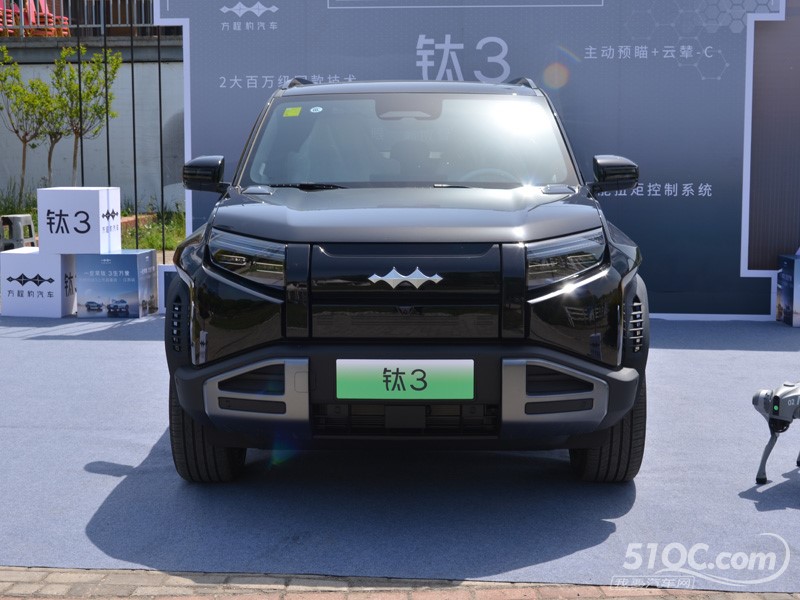 2025款 方程豹钛3 外观