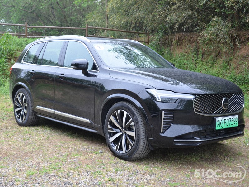 2025款 进口沃尔沃XC90 外观