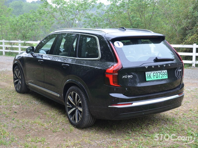 2025款 进口沃尔沃XC90 外观