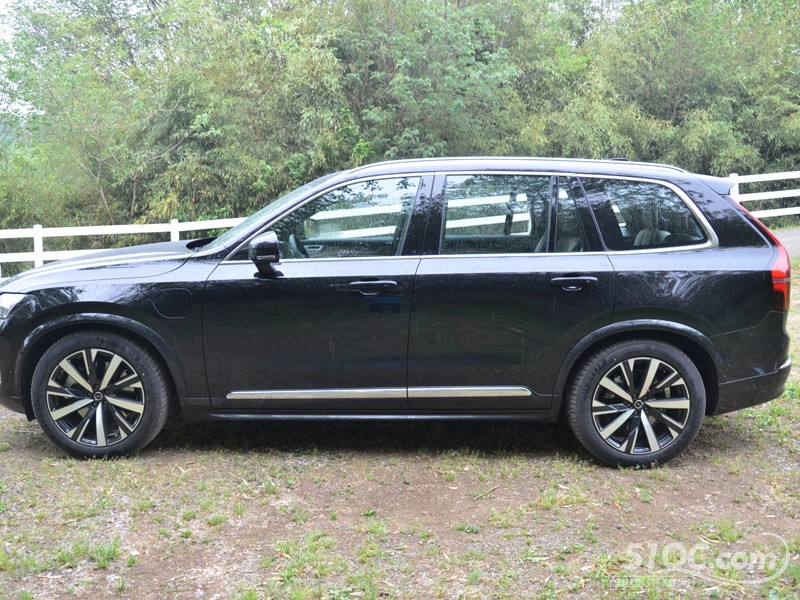2025款 进口沃尔沃XC90 外观