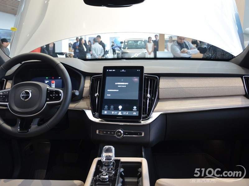2025款 进口沃尔沃XC90 中控