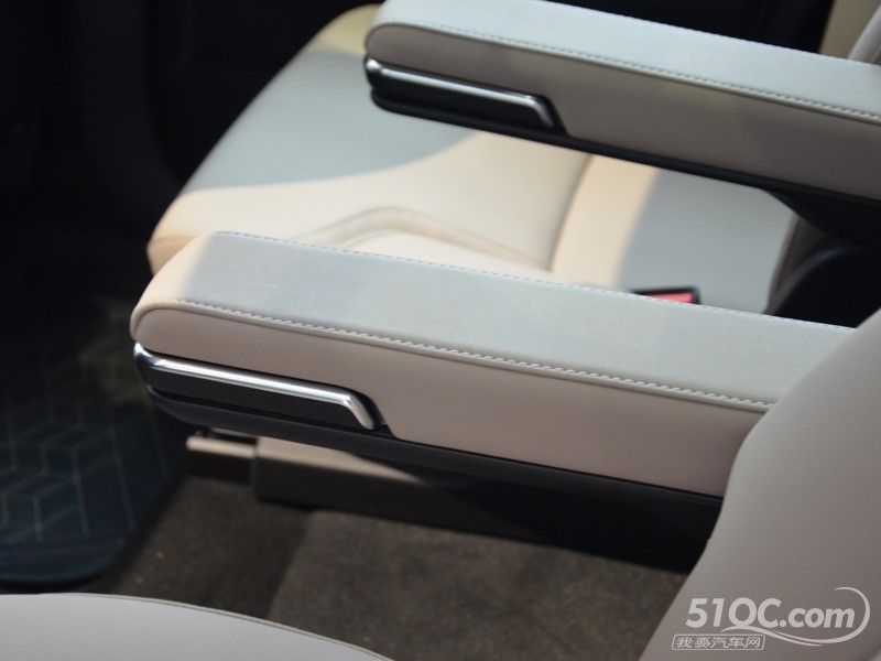2025款 进口沃尔沃XC90 内饰
