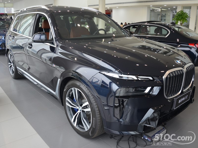 2023款 宝马X7 外观