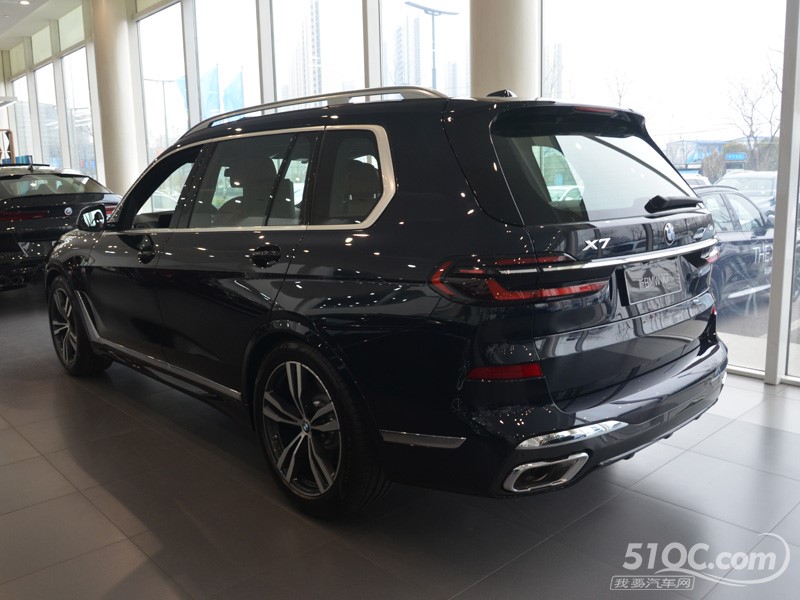 2023款 宝马X7 外观