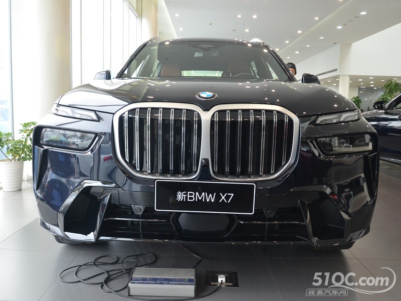 2023款 宝马X7 外观