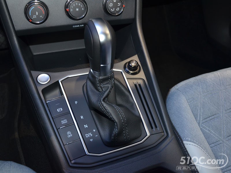 2023款 上汽大众朗逸 中控