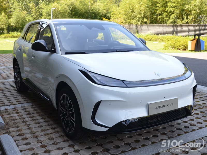 2025款极狐T1 外观