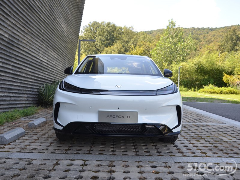 2025款极狐T1 外观