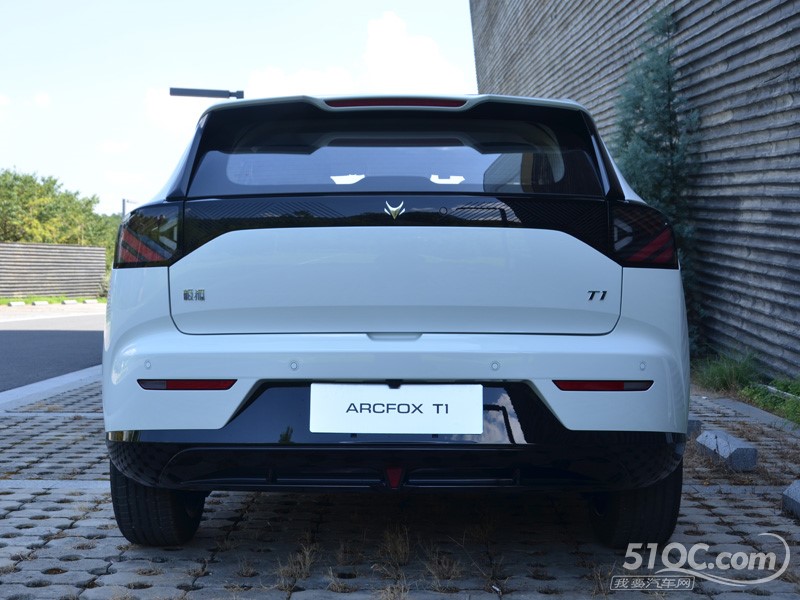 2025款极狐T1 外观