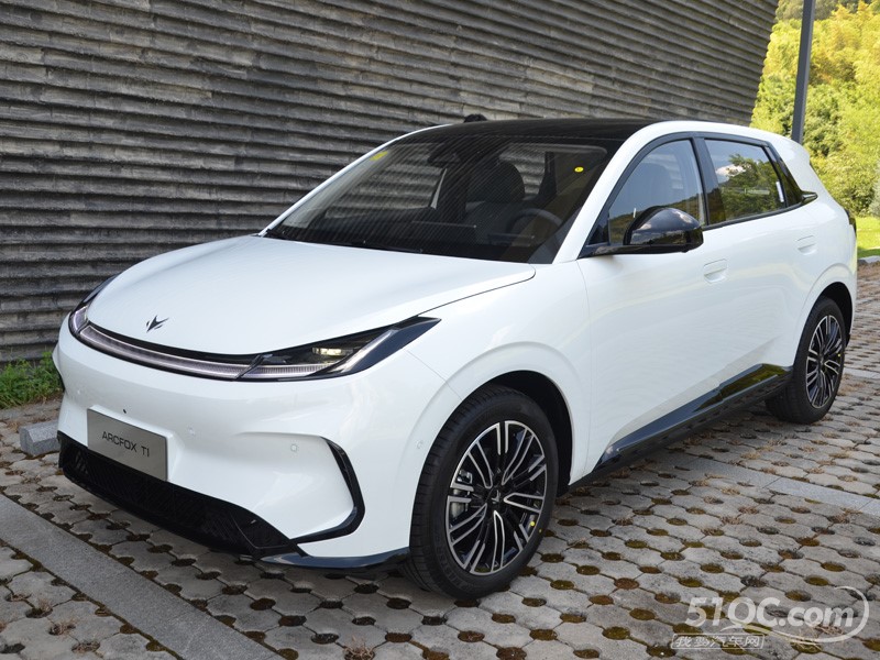 2025款极狐T1 外观