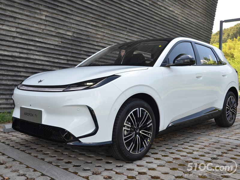 2025款极狐T1 外观