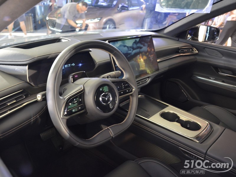 2025款 长安马自达EZ-6 中控